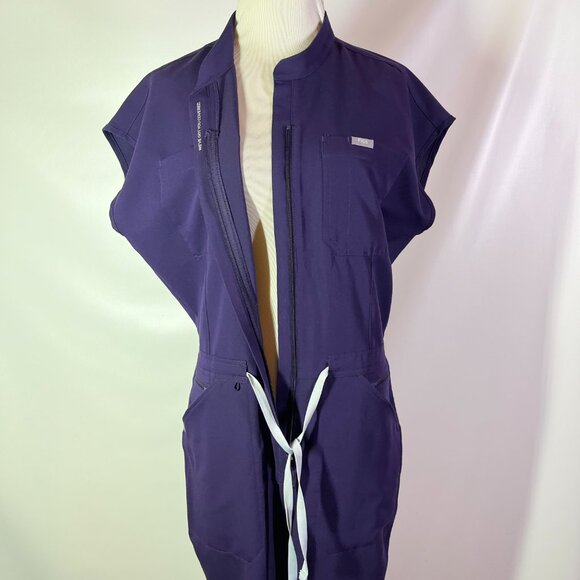 FIGS Women's M Rafaela Cargo Scrub Jumpsuit Short Sleeve Purple - Picture 7 of 11